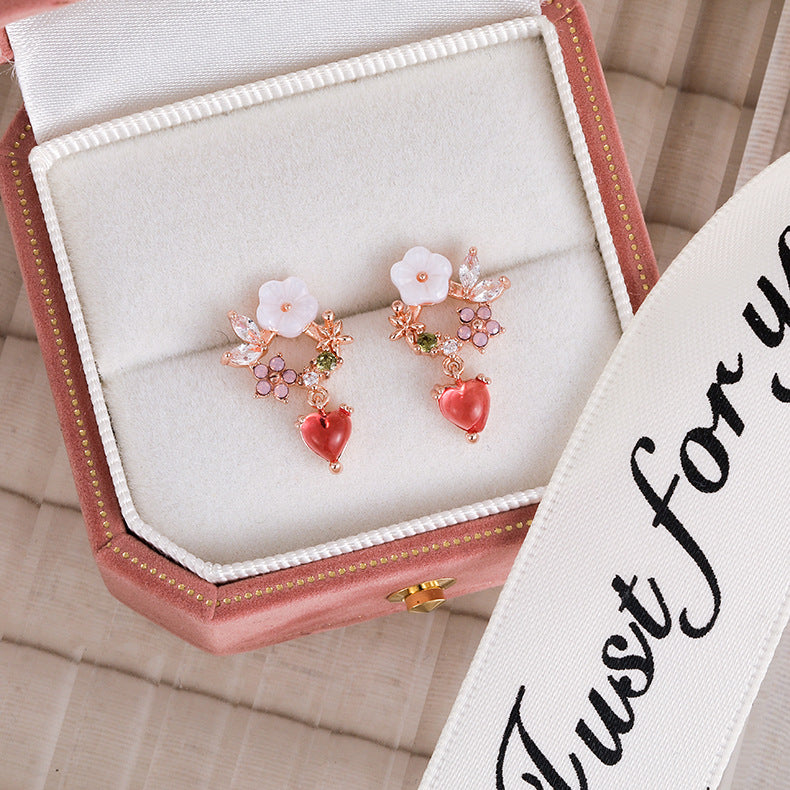 Sparkling Diamond-studded Micro-pave Flower Stud Earrings