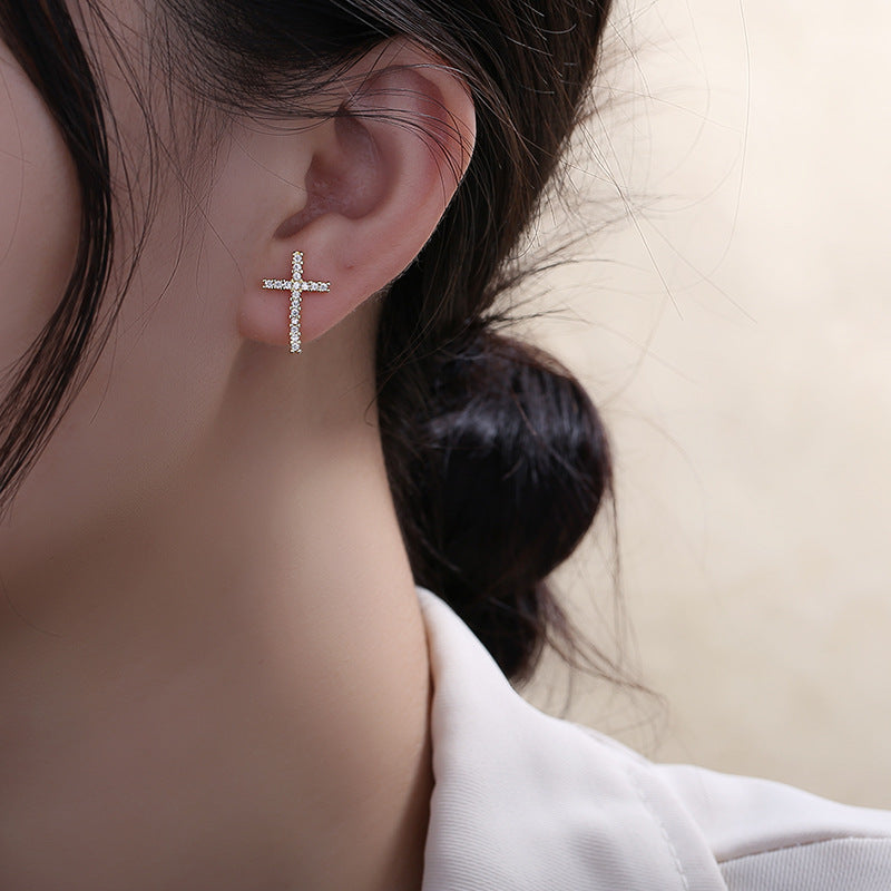 Halo Stone Heart-Shaped Minimalist Cross Earrings