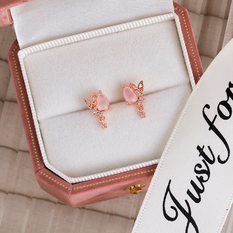 Sparkling Diamond-studded Micro-pave Flower Stud Earrings